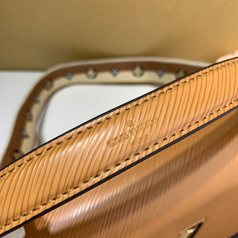 Anum Bags ln Luxury Bag --59734