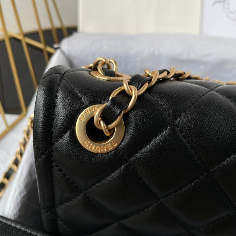 new-luxury-designer-bags-nm9406