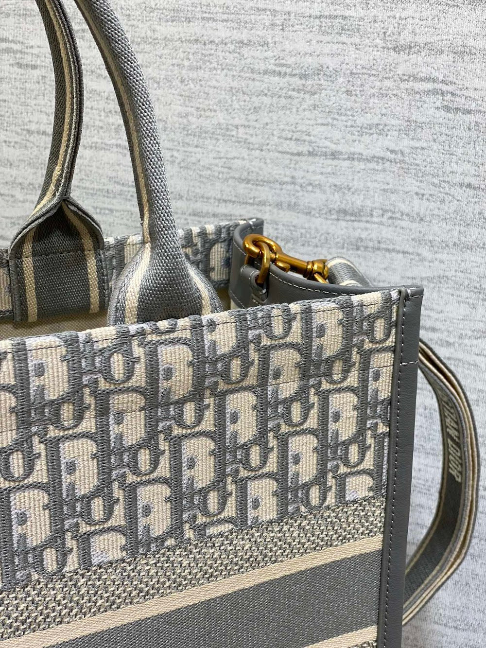 new-luxury-designer-bags-nm16040