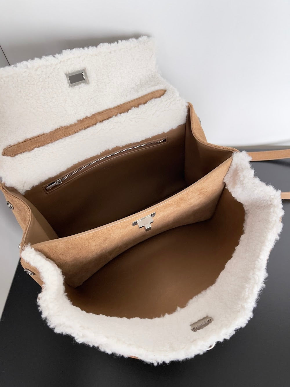 Ezyycart Bags Balenciaga Luxury Bag --110650