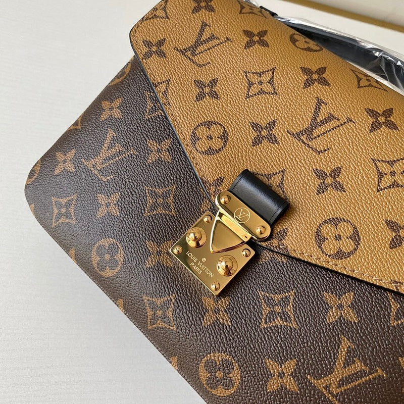 Anum Bags ln Luxury Bag --57853