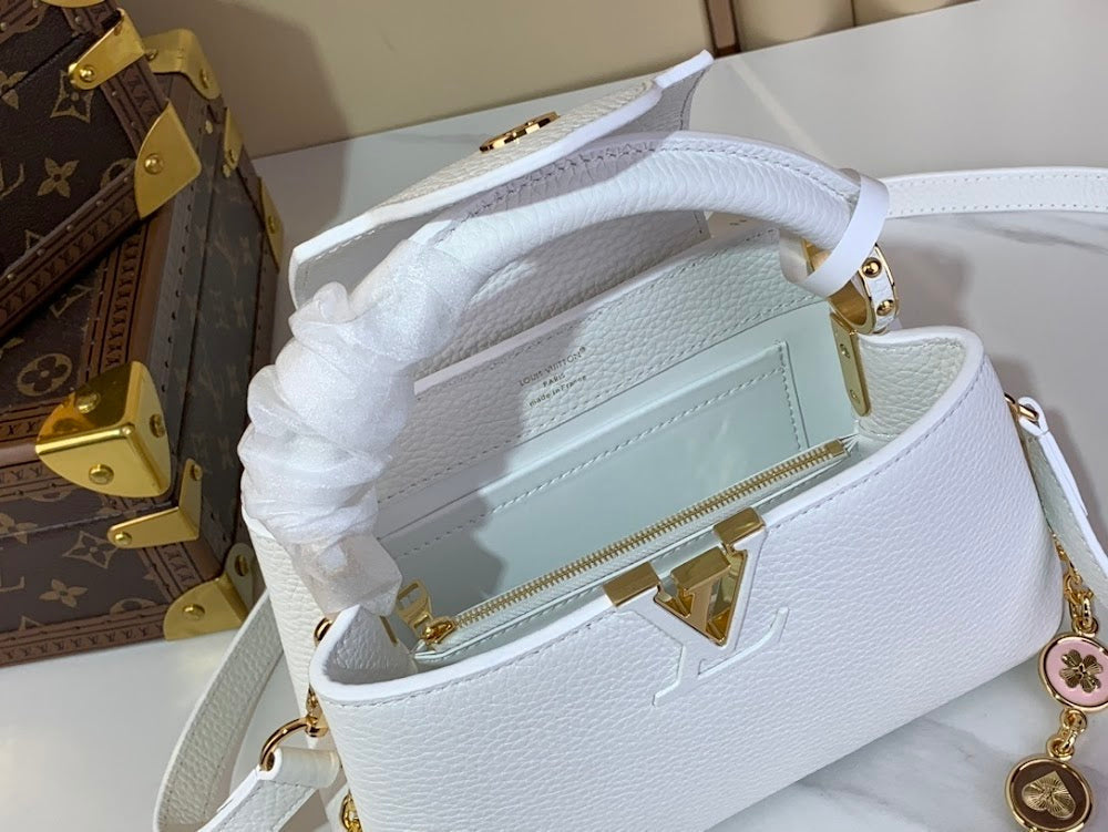 Anum Bags ln Luxury Bag --56592