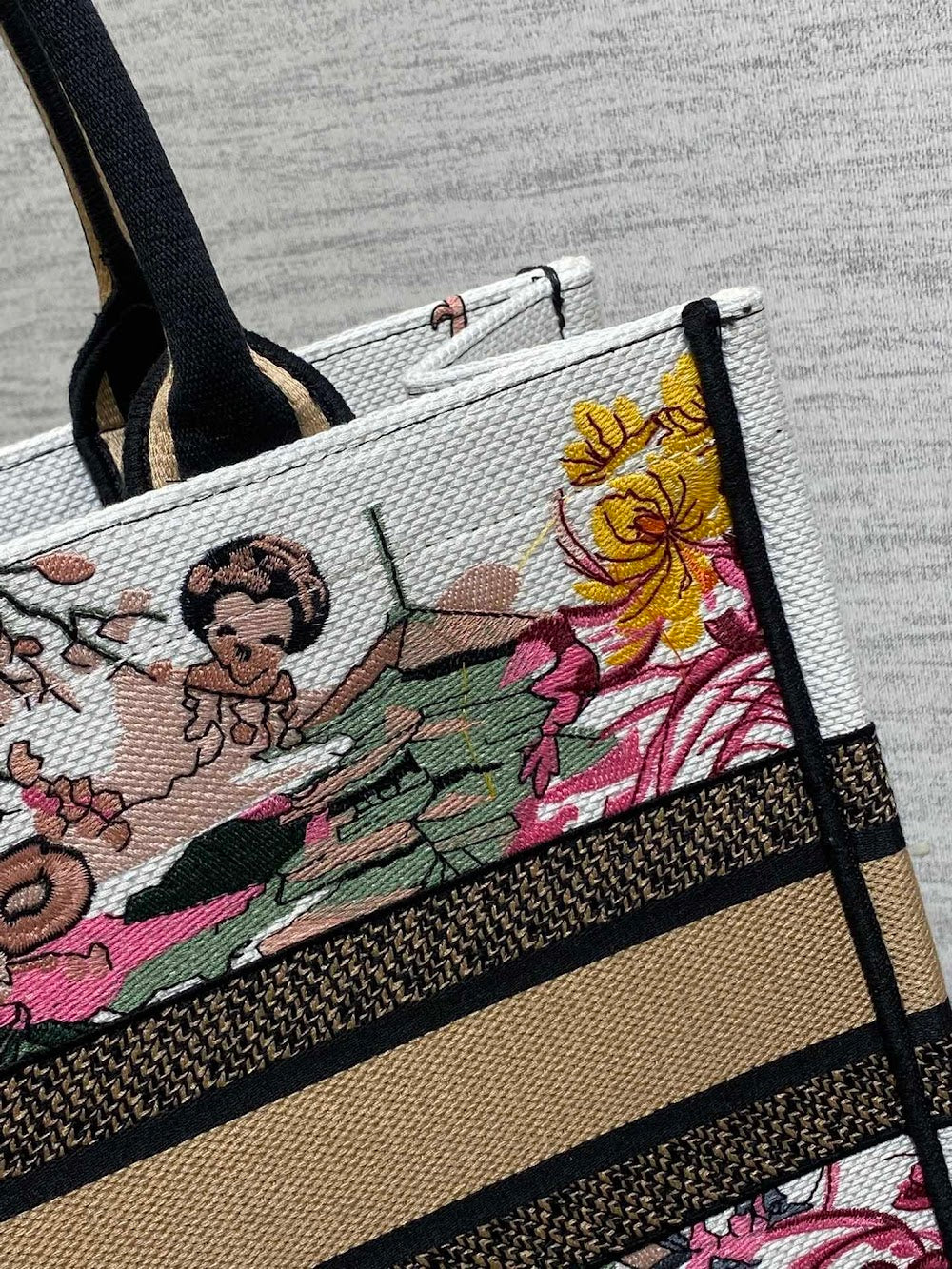 new-designer-premium-bags-nm16659