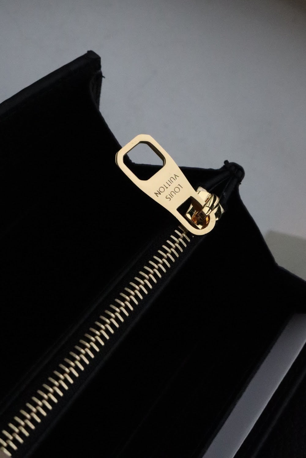 Anum Bags ln Luxury Bag --59873
