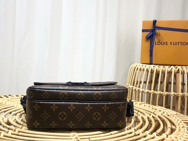 Anum Bags ln Luxury Bag --57513