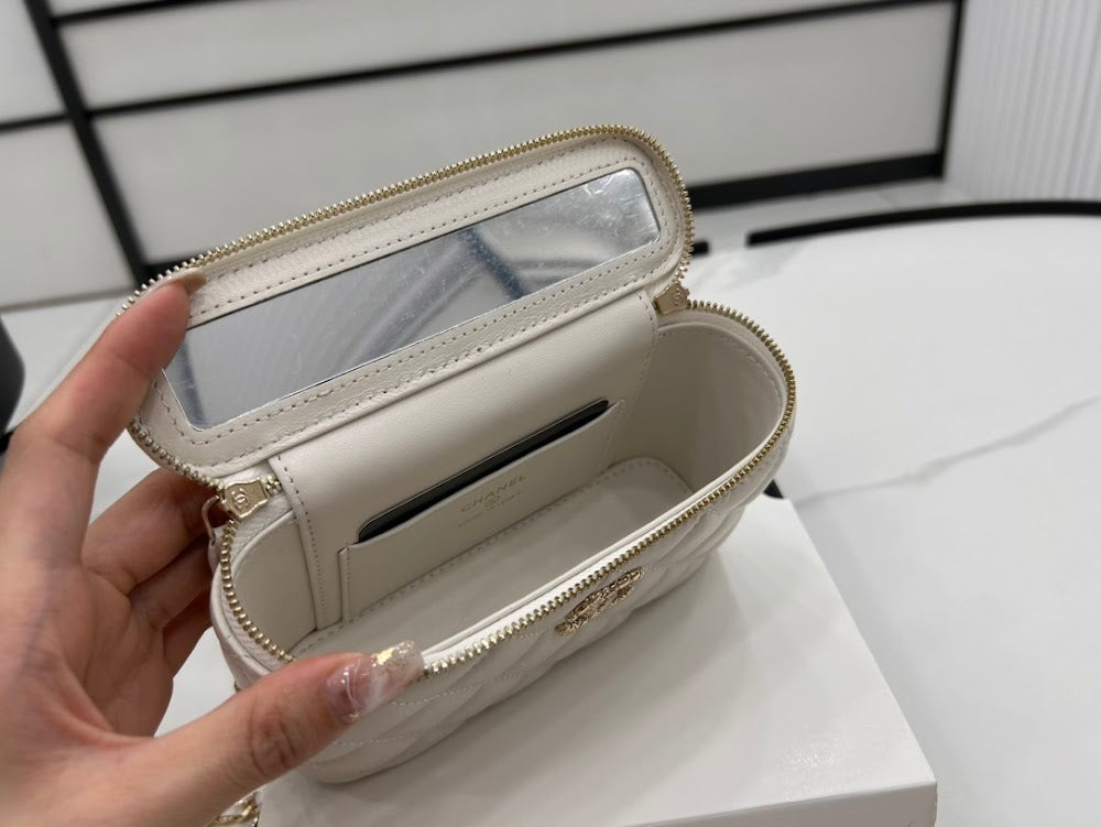 new-luxury-designer-bags-nm9315