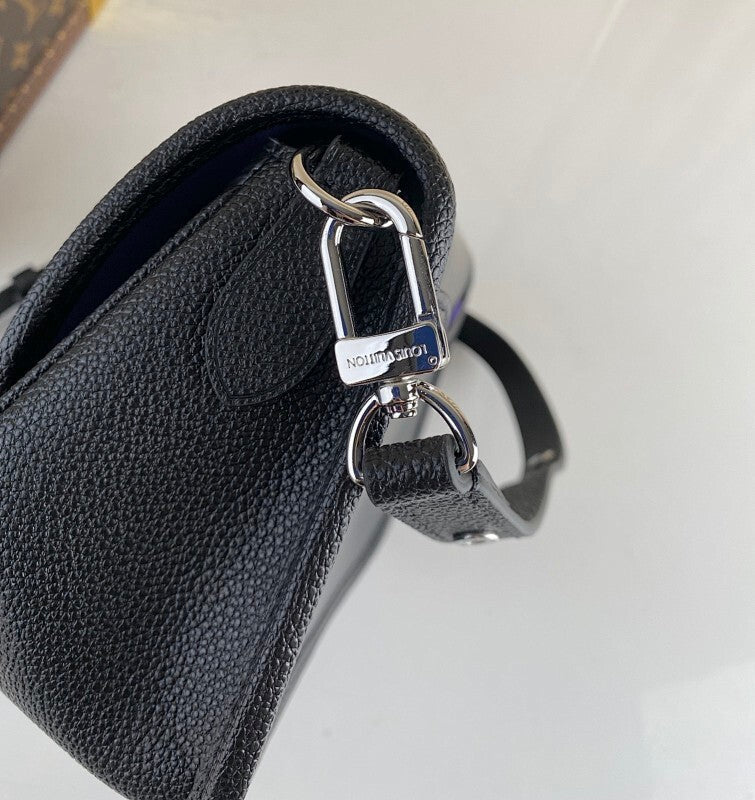 Anum Bags ln Luxury Bag --60747
