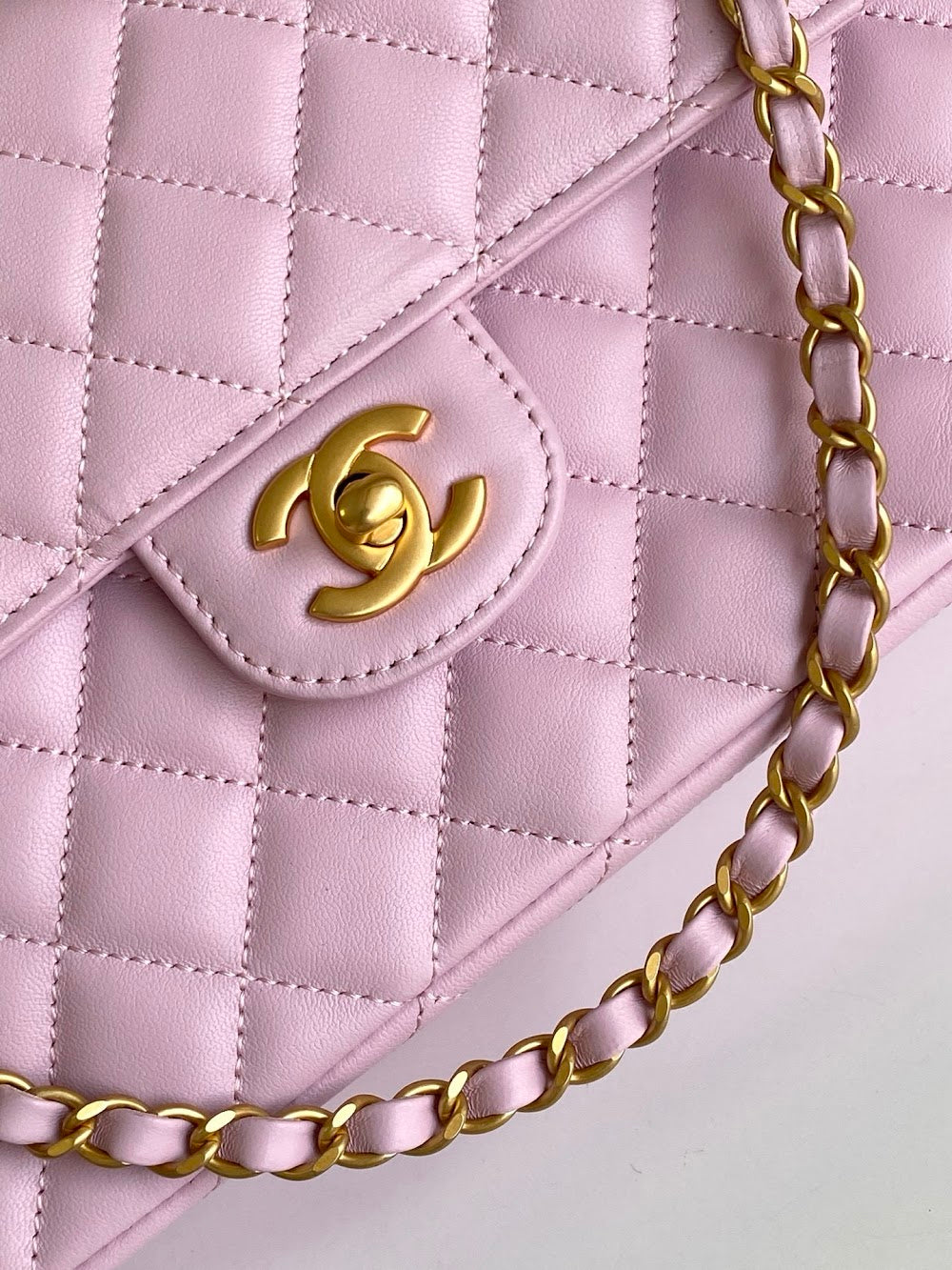 new-luxury-designer-bags-nm20221