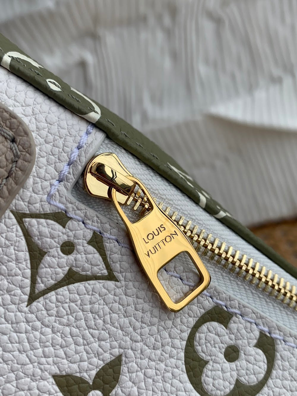 Anum Bags ln Luxury Bag --60929