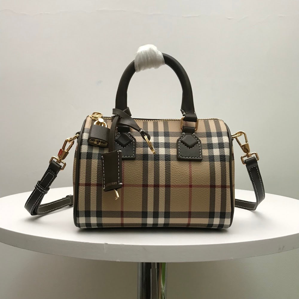 Ezyycart Bags Luxury Bag --50000
