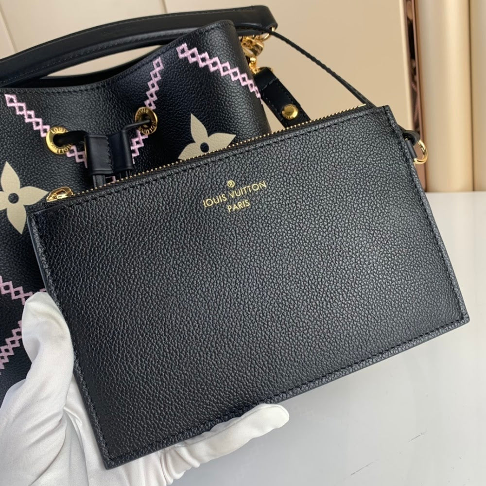 Anum Bags ln Luxury Bag --60789