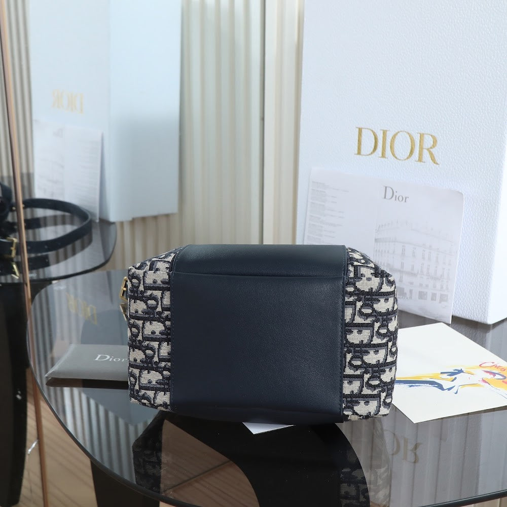 Ezyycart Bags Diorn Luxury Bag --115598
