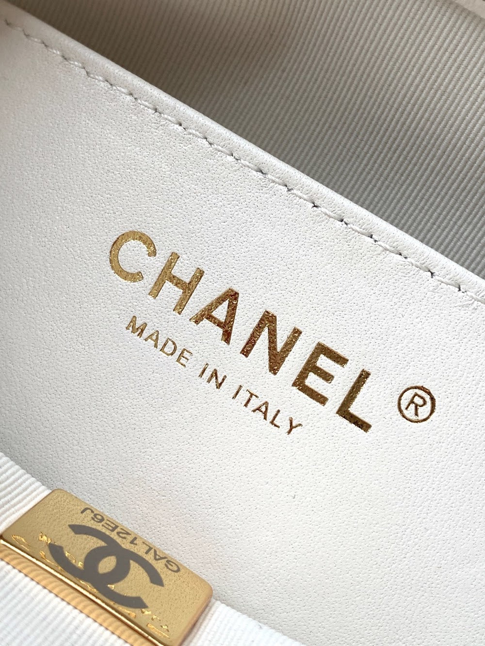Anum Bags CHn Luxury Bag --112786