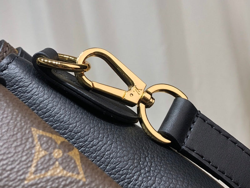 Anum Bags ln Luxury Bag --60136