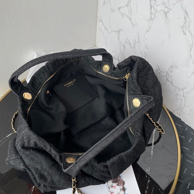 new-luxury-designer-bags-nm20417