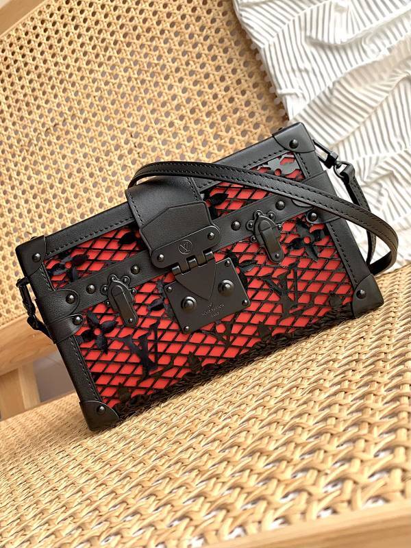 Anum Bags ln Luxury Bag --60902