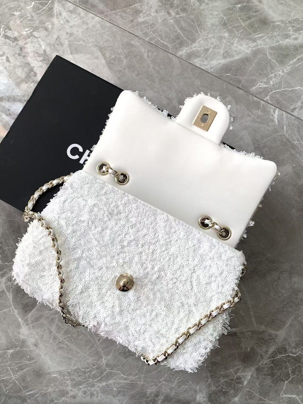 Anum Bags CHn Luxury Bag --114137