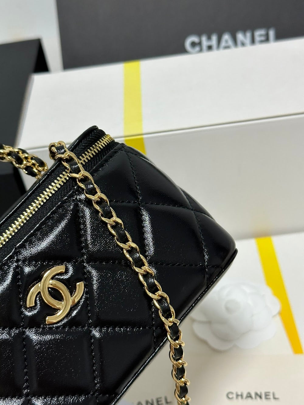 new-luxury-designer-bags-nm9551
