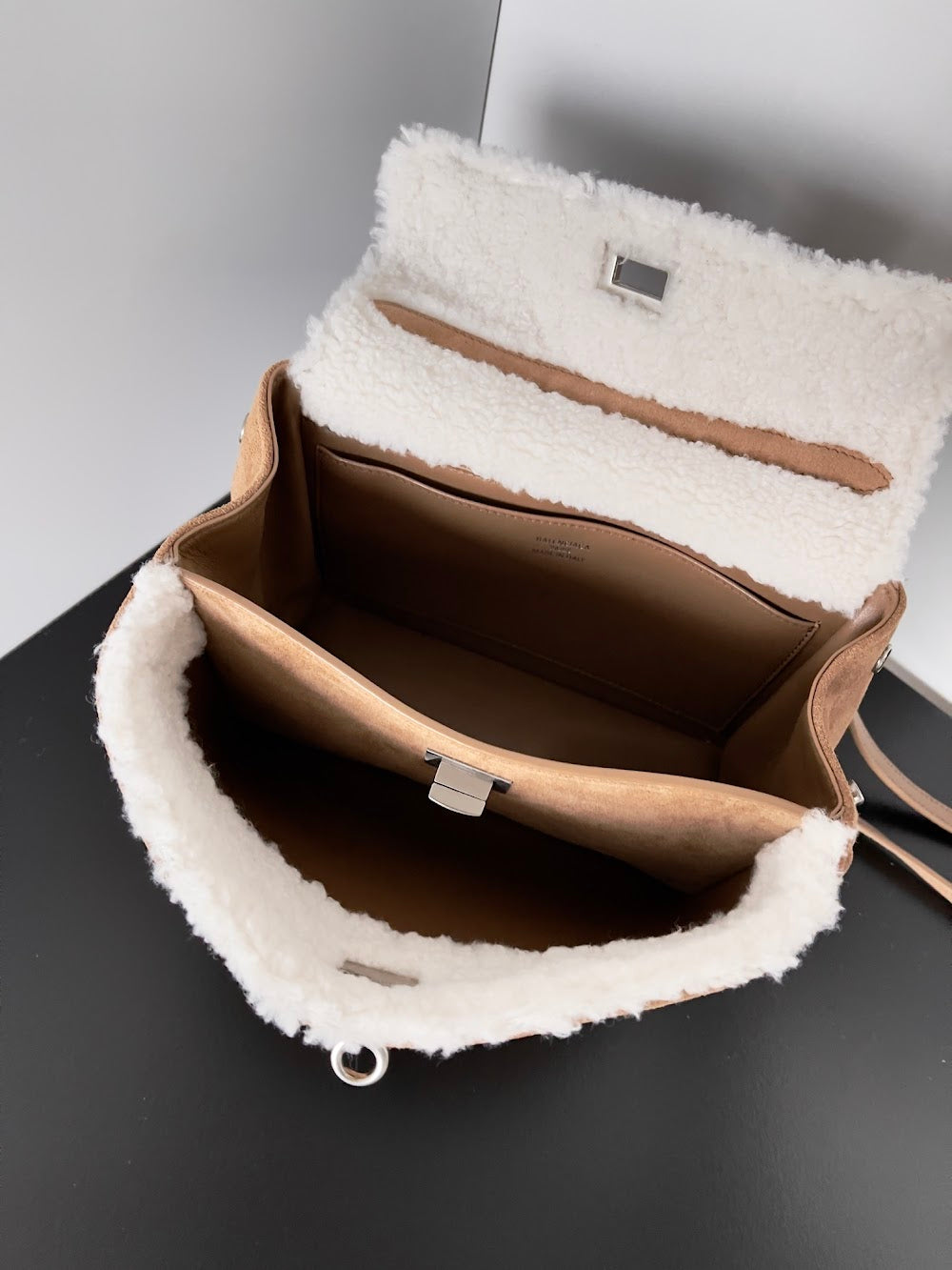 Ezyycart Bags Balenciaga Luxury Bag --110651