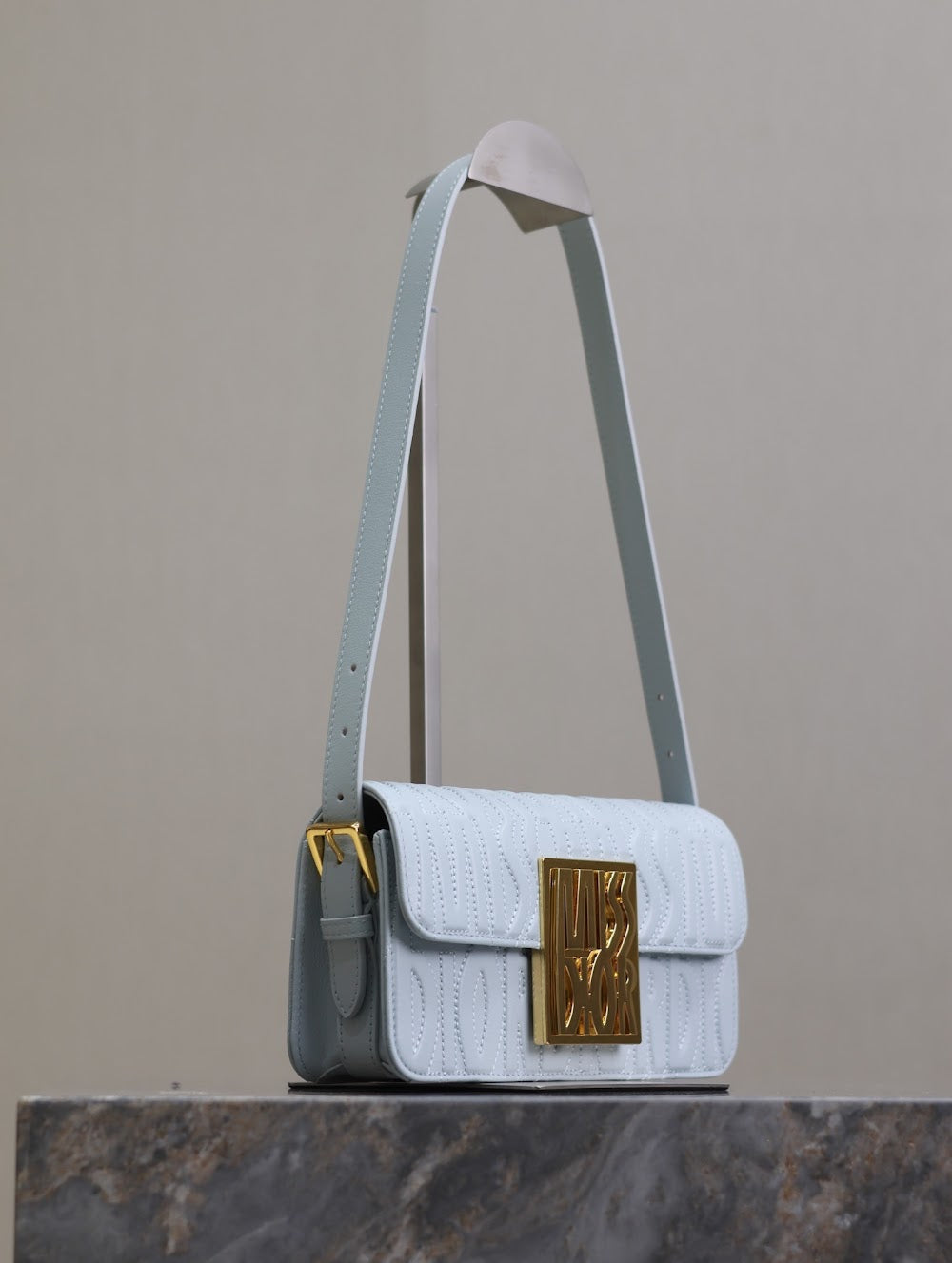 new-luxury-designer-bags-nm16132