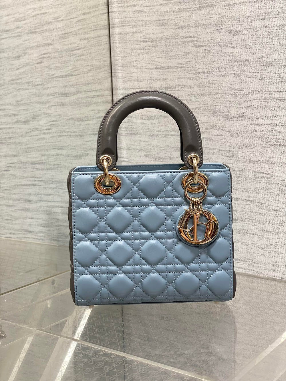 new-designer-premium-bags-nm16309