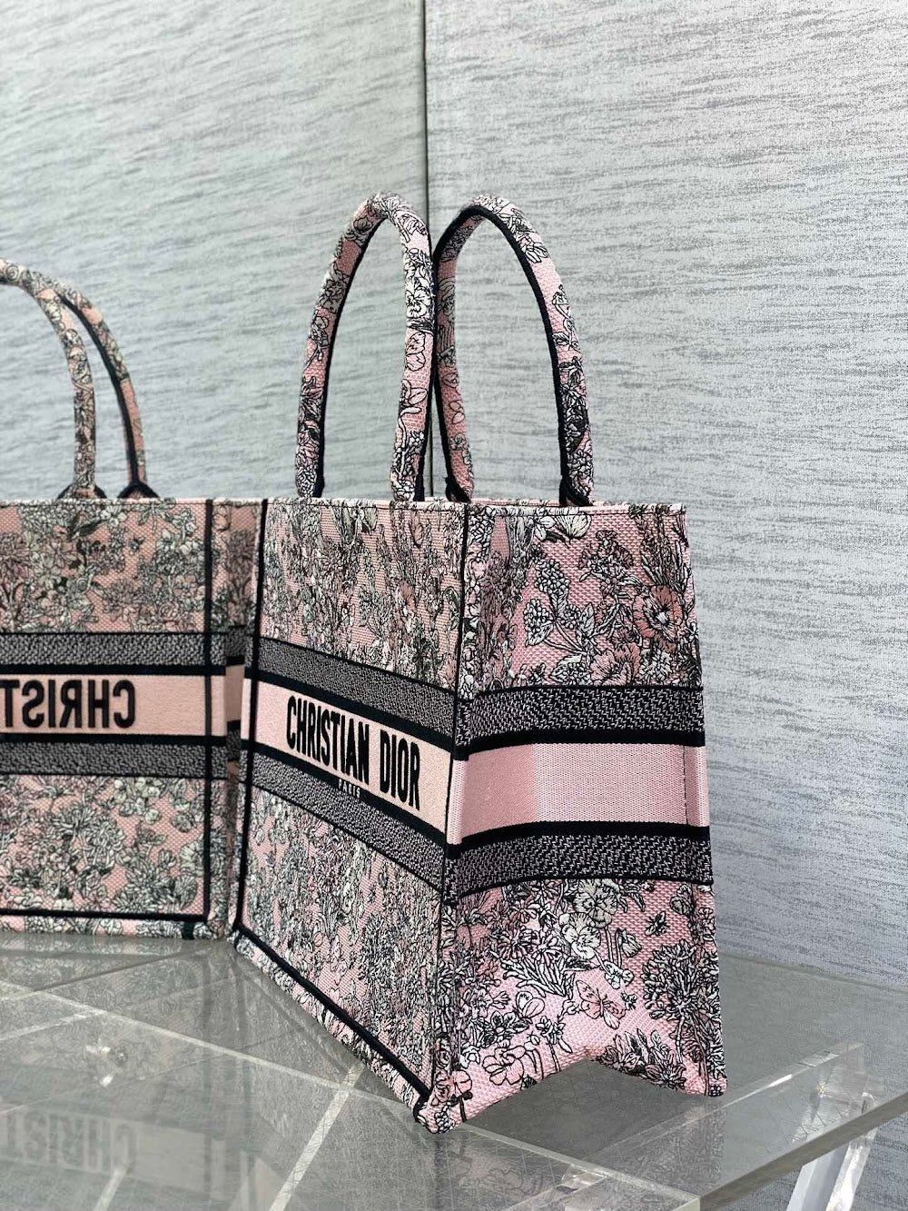 new-luxury-designer-bags-nm16042