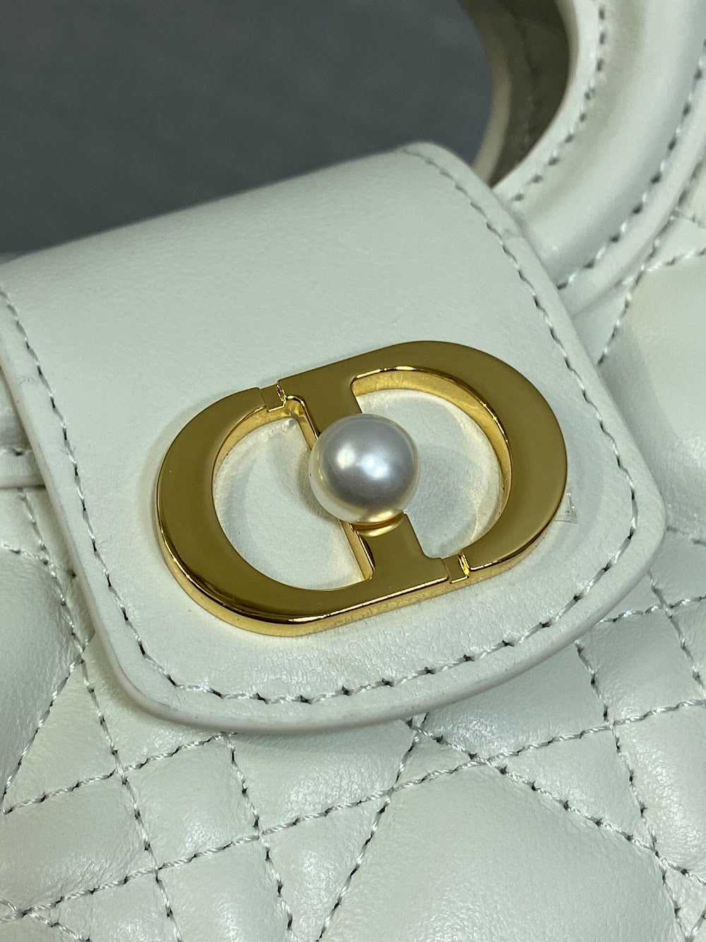new-designer-premium-bags-nm16745