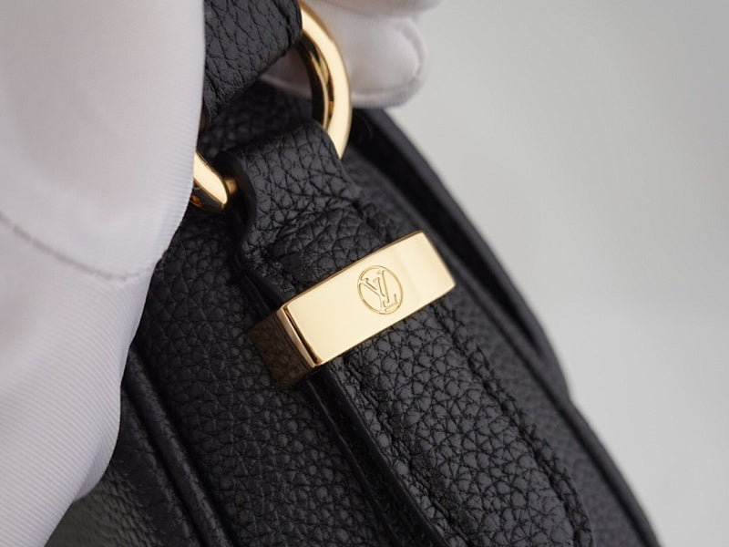 Anum Bags ln Luxury Bag --60557