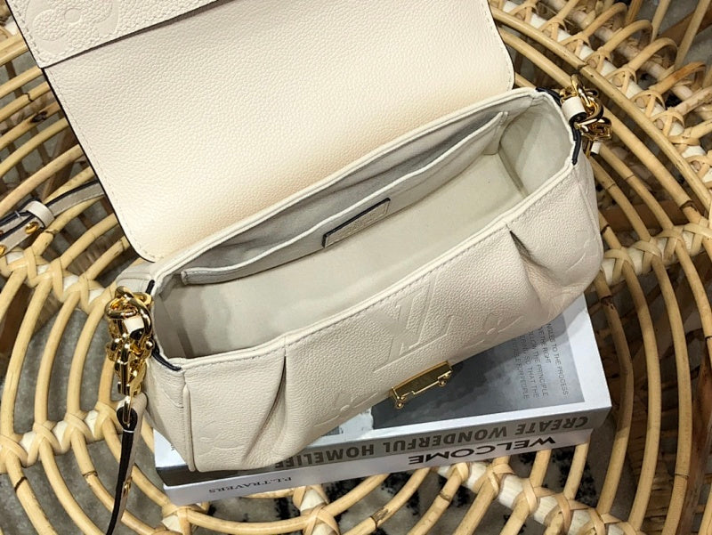 Anum Bags ln Luxury Bag --60089