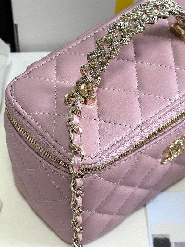 new-luxury-designer-bags-nm19933