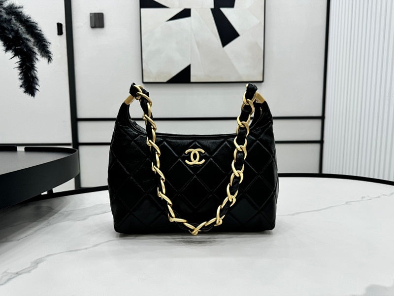 new-luxury-designer-bags-nm9394