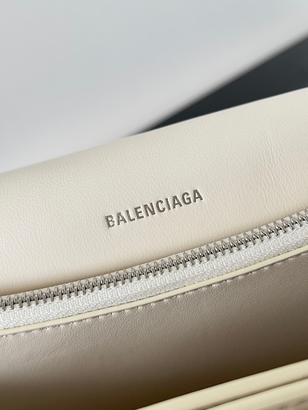 Ezyycart Bags Balenciaga Luxury Bag --111667