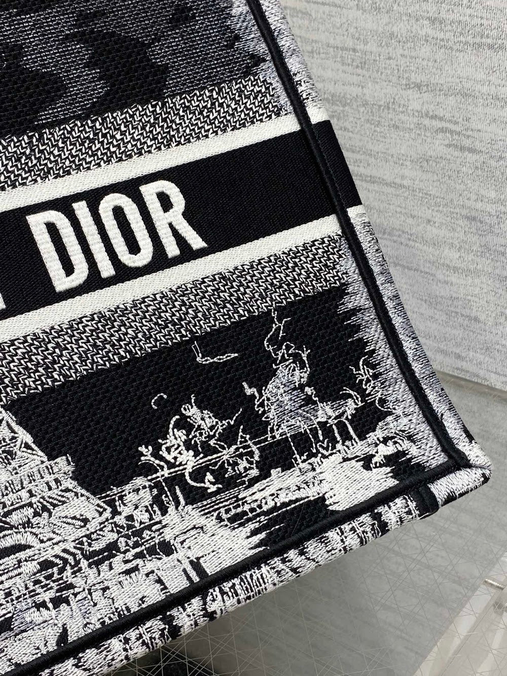 new-designer-premium-bags-nm15861