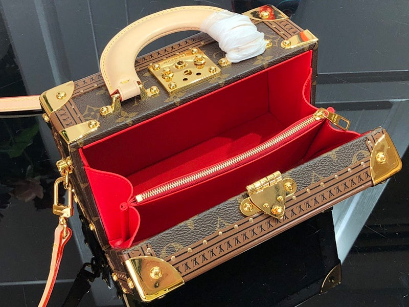 Anum Bags ln Luxury Bag --56358