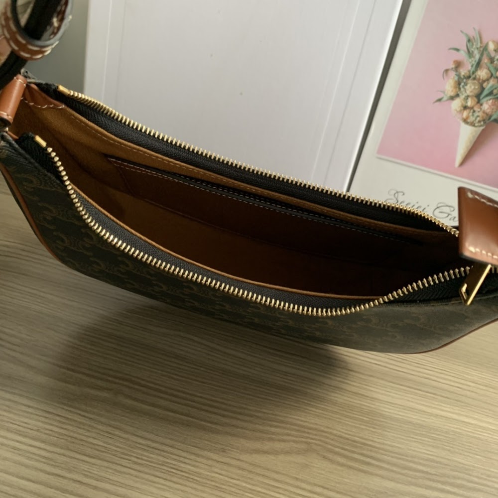 Ezyycart Bags Celine Luxury Bag --111966