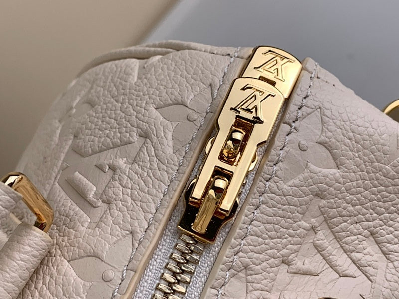 Anum Bags ln Luxury Bag --57868