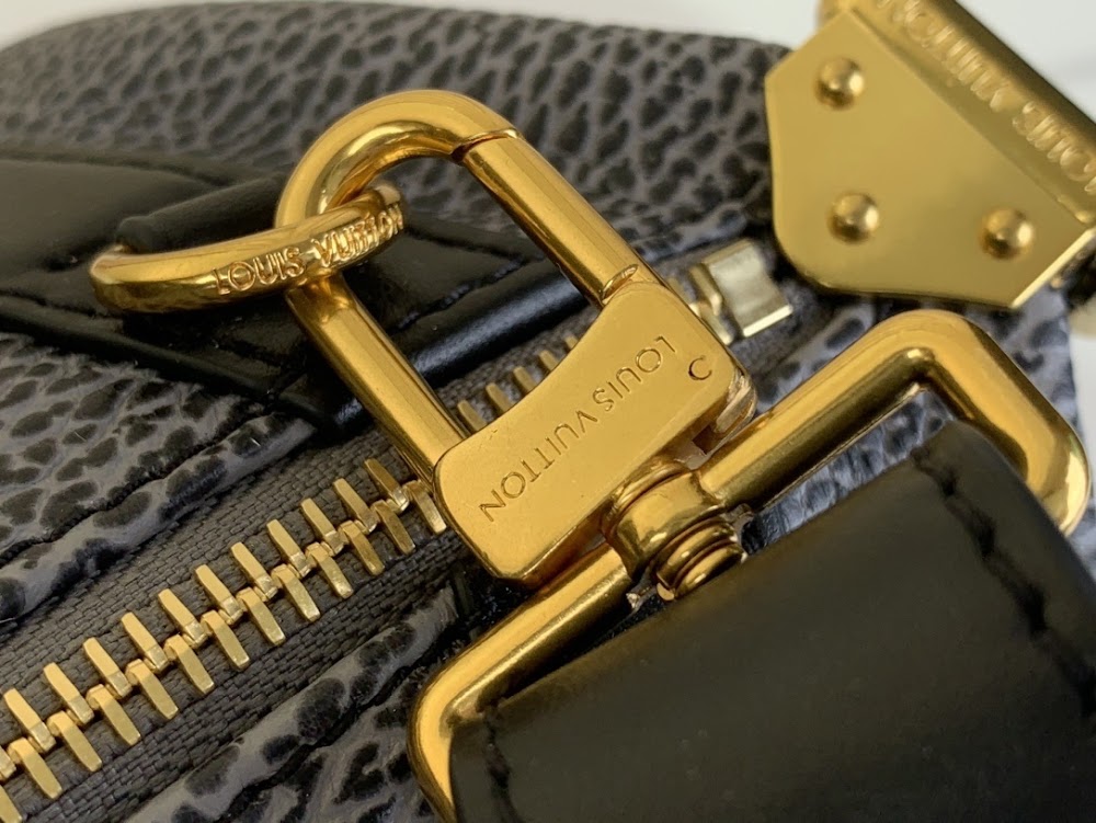 Anum Bags ln Luxury Bag --57779