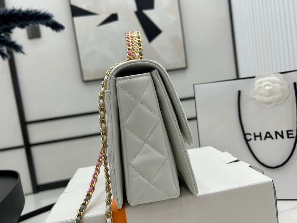 new-designer-premium-bags-nm19840