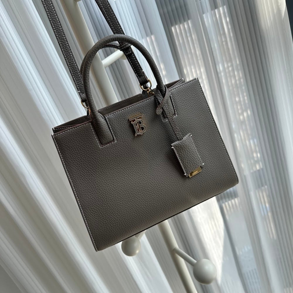 Ezyycart Bags Burberryn Luxury Bag --91706
