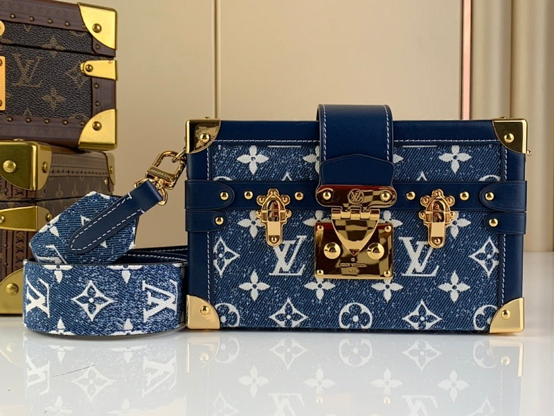 Anum Bags ln Luxury Bag --60845