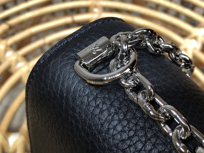 Anum Bags ln Luxury Bag --58897