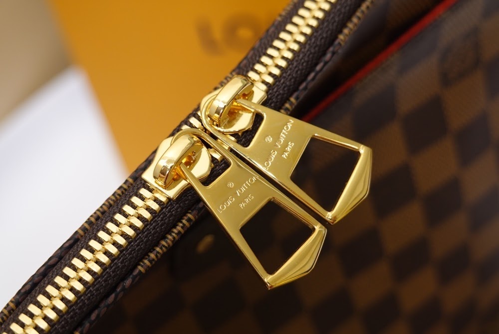 Anum Bags ln Luxury Bag --58276