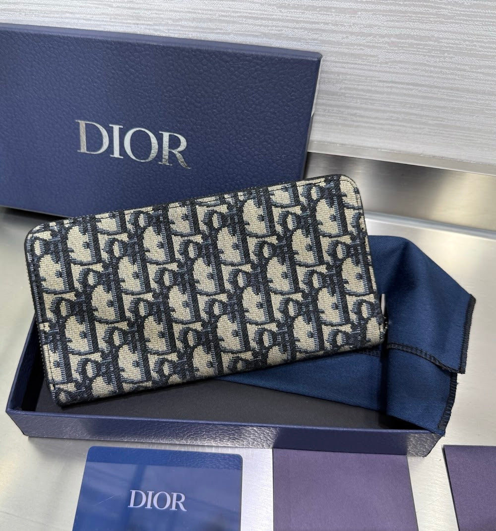 new-luxury-designer-bags-nm16574