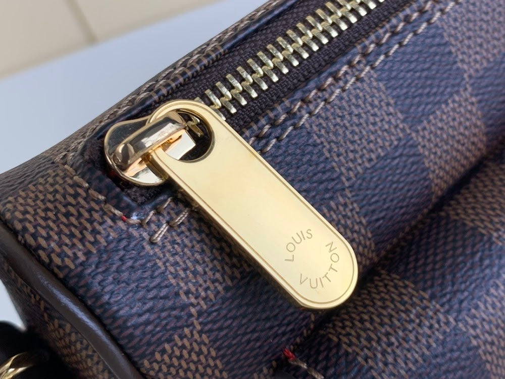 Anum Bags ln Luxury Bag --56379