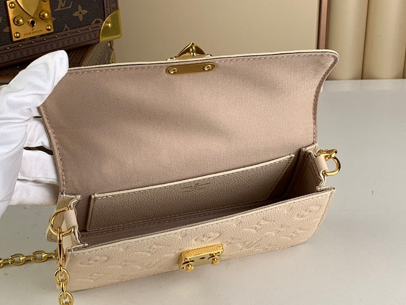Anum Bags ln Luxury Bag --57580