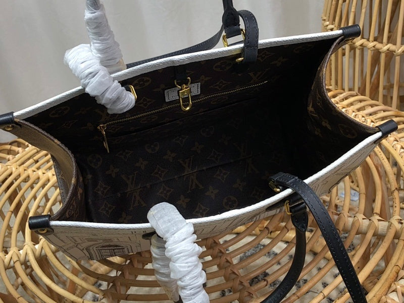 Anum Bags ln Luxury Bag --60329