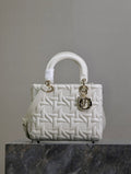 new-luxury-designer-bags-nm16127