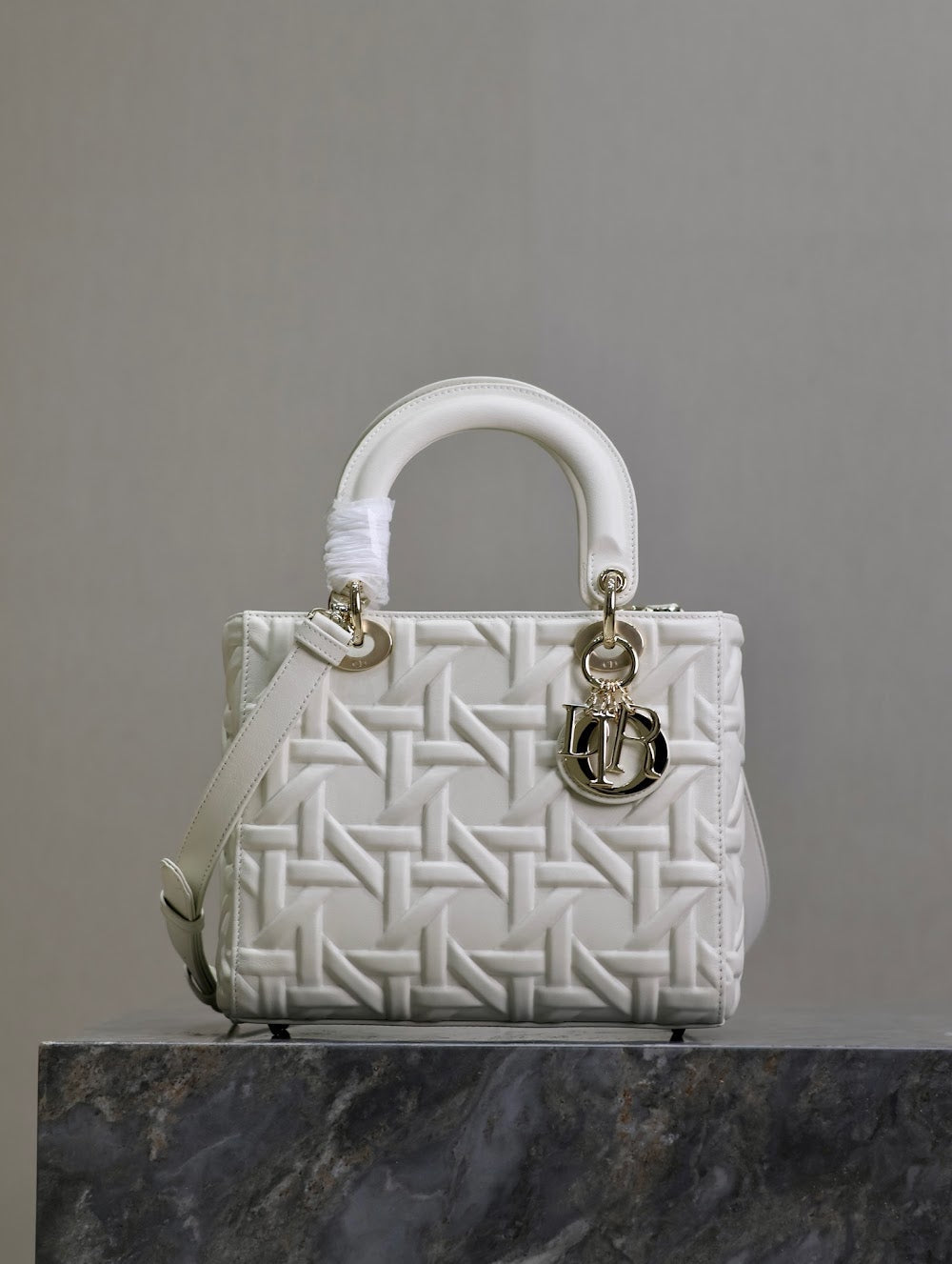 new-luxury-designer-bags-nm16127
