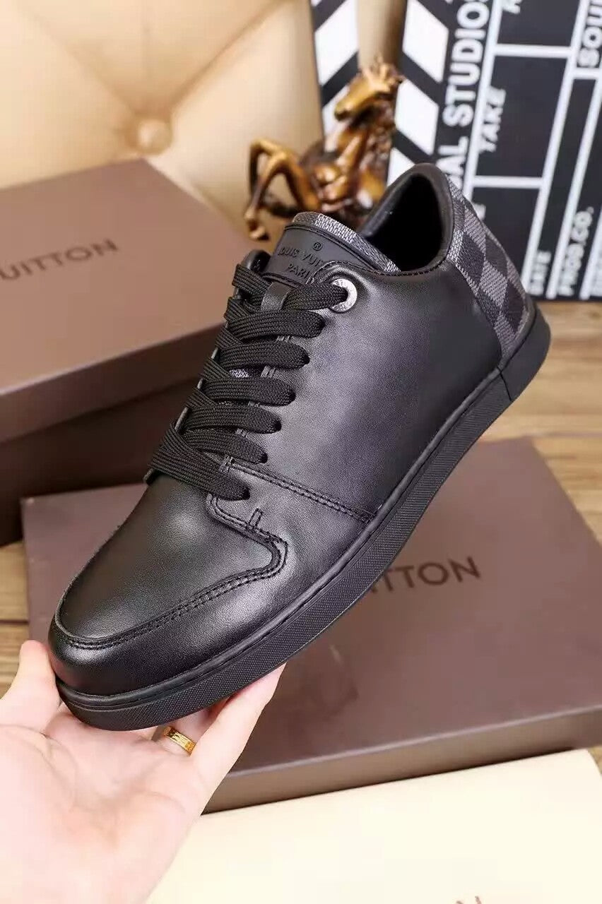 Anum Bags LUV Monogram Line Up Black Sneaker