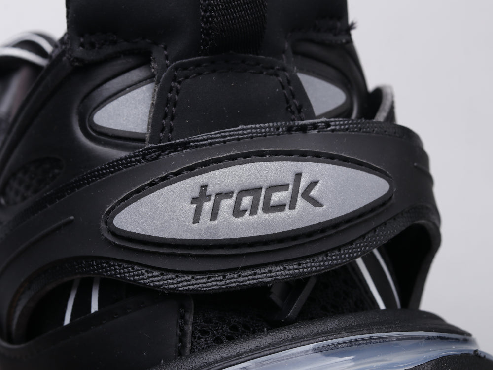 Ezyycart Bags Bla Track LED Black Sneaker